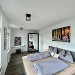 Penthouse Im Zentrum Von アパート ブレゲンツ